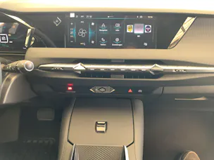 DS Automobiles No4 1.2 Hybrid Pallas