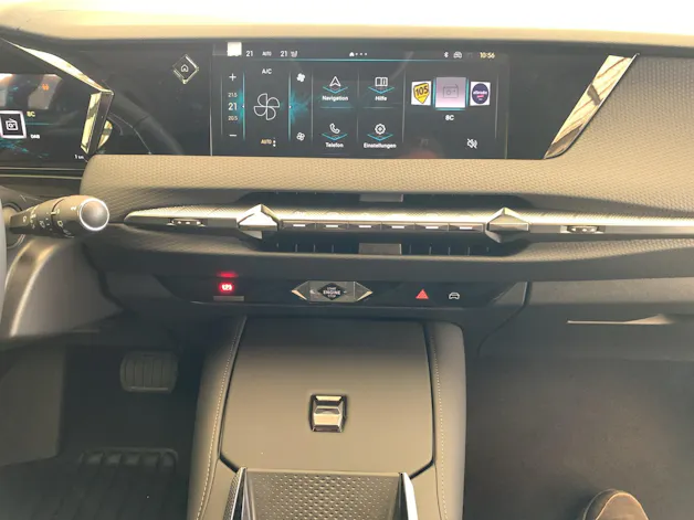 DS Automobiles No4 1.2 Hybrid Pallas