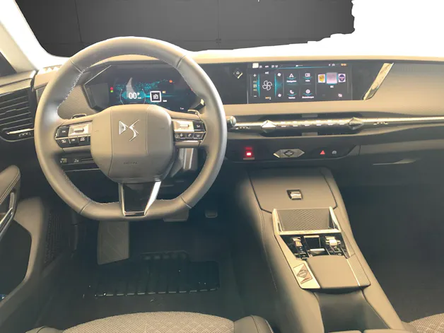 DS Automobiles No4 1.2 Hybrid Pallas