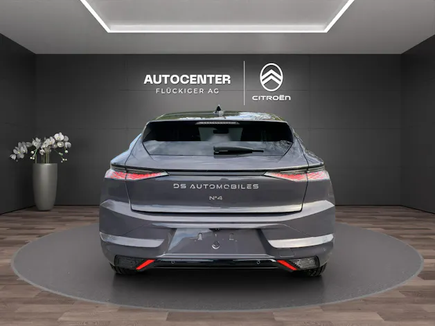 DS Automobiles No4 1.2 Hybrid Pallas