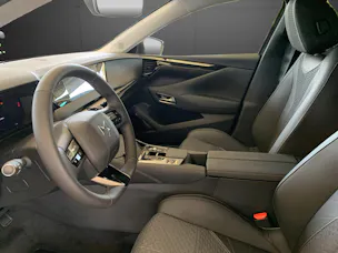 DS Automobiles No4 1.2 Hybrid Pallas
