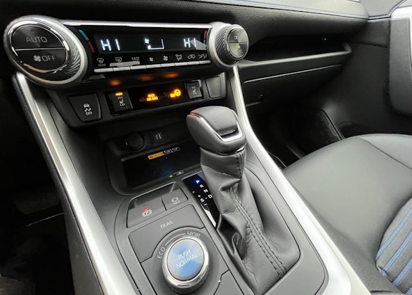 Vehicle image 13 Vehicle image 13