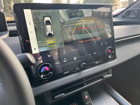 Vehicle image 19 Vehicle image 19