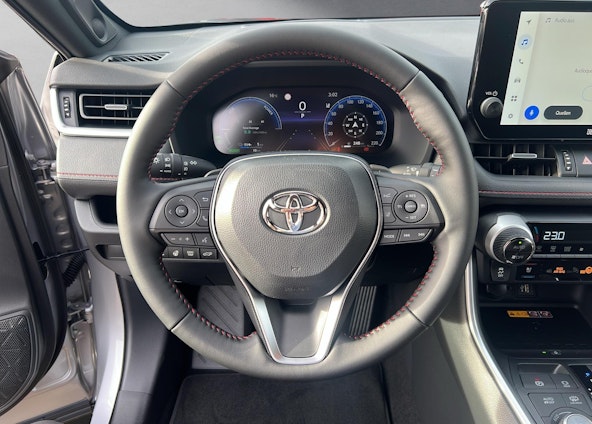 Vehicle image 4 Vehicle image 4