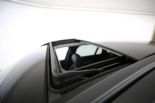 Mercedes-Benz GLC 200 AMG Line 4m