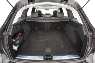 Mercedes-Benz GLC 200 AMG Line 4m