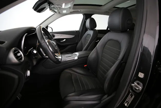 Mercedes-Benz GLC 200 AMG Line 4m