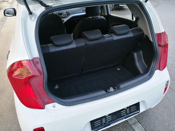 Vehicle image 8 Vehicle image 8