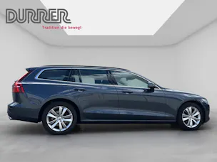 VOLVO V60 2.0 B3 Momentum