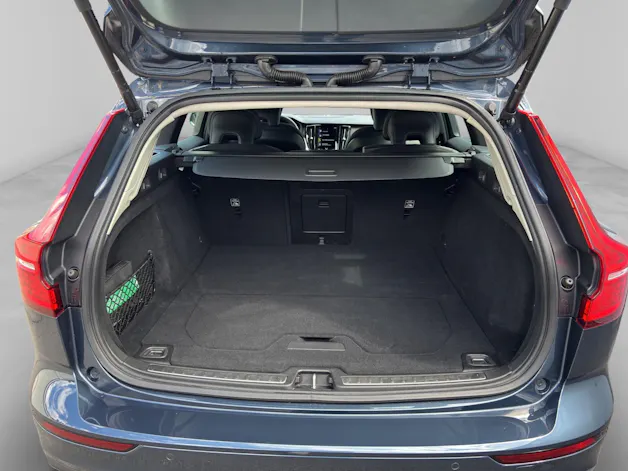 VOLVO V60 2.0 B3 Momentum