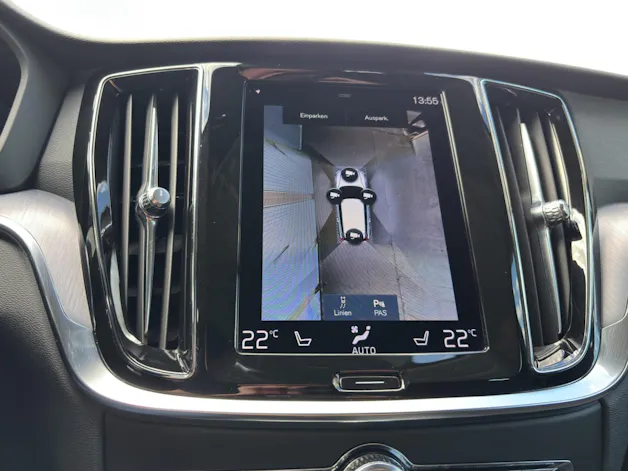 VOLVO V60 2.0 B3 Momentum