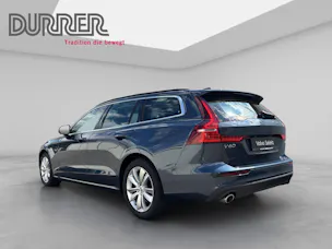 VOLVO V60 2.0 B3 Momentum