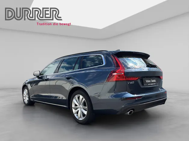VOLVO V60 2.0 B3 Momentum