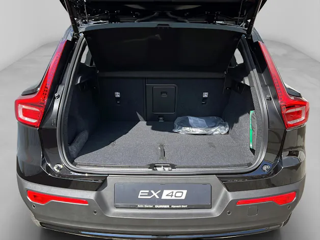 VOLVO EX40 Twin Black Edition AWD