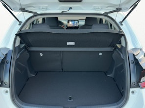 Vehicle image TOYOTA Yaris 1.5 VVT-i HSD Comfort