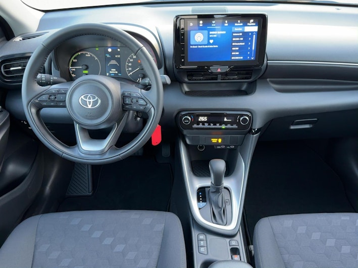 Vehicle image TOYOTA YARIS