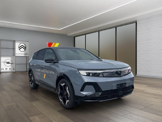 Vehicle image 3 Vehicle image 3