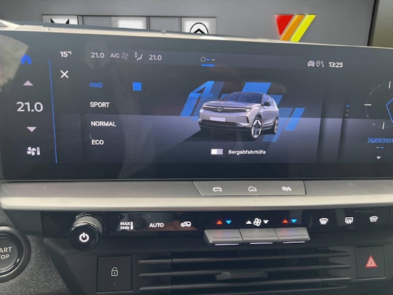 Vehicle image 11 Vehicle image 11