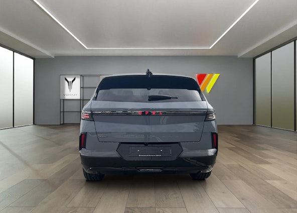 Vehicle image 15 Vehicle image 15