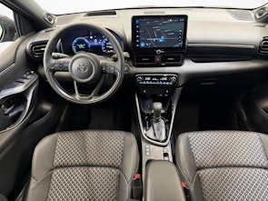 Vehicle image TOYOTA Yaris 1.5 VVT-i HSD Premium