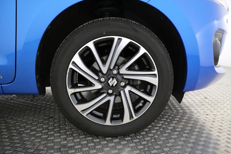 Vehicle image SUZUKI SWIFT