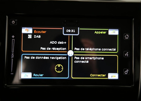 Vehicle image 6 Vehicle image 6