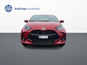 Vehicle image TOYOTA Yaris 1.5 VVT-i HSD Trend