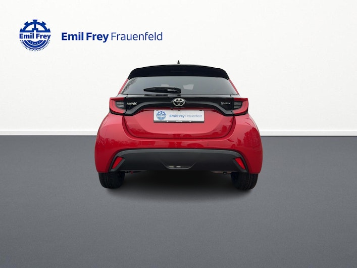 Vehicle image TOYOTA YARIS