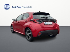 Vehicle image TOYOTA Yaris 1.5 VVT-i HSD Trend