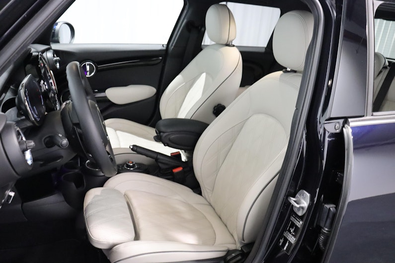 Vehicle image MINI MINI