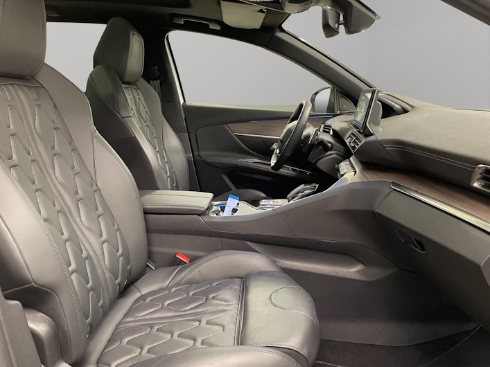 Vehicle image PEUGEOT 3008