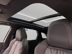 Vehicle image PEUGEOT 3008 1.6 PureTech GT Pack