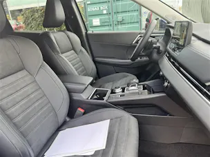 Mitsubishi Outlander 2.4 PHEV Invite 4x4
