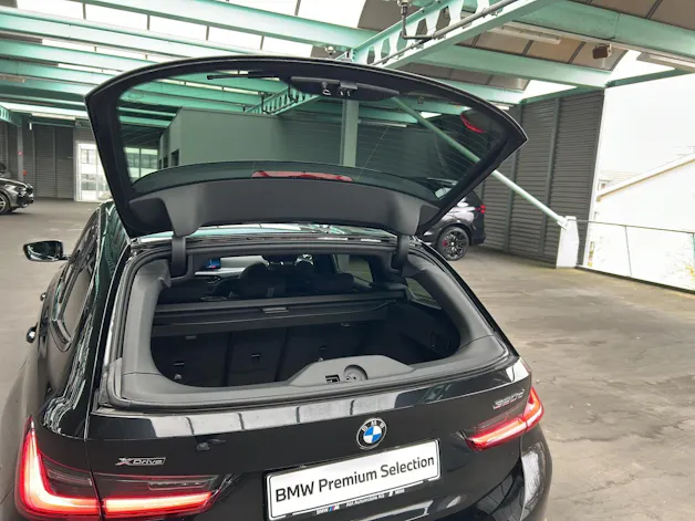 BMW 320d xDrive Touring