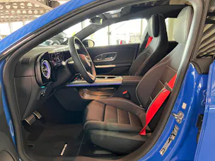 Mercedes-Benz CLA 350 AMG Line 4matic