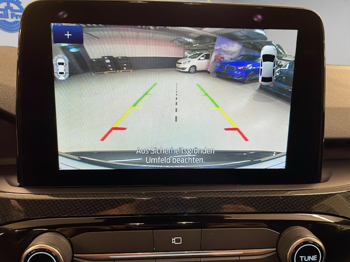 Vehicle image FORD KUGA