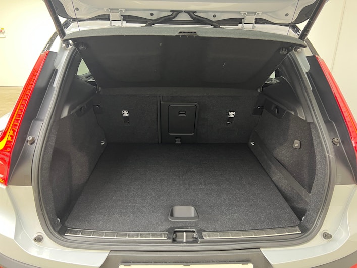 Vehicle image VOLVO XC40