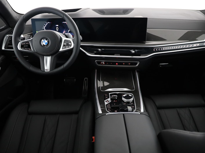 Vehicle image BMW X7