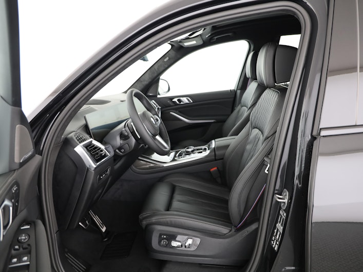 Vehicle image BMW X7