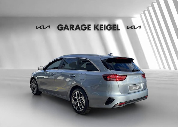 Vehicle image 2 Vehicle image 2