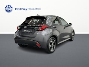 Vehicle image TOYOTA Yaris 1.5 VVT-i HSD Trend