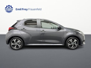 Vehicle image TOYOTA Yaris 1.5 VVT-i HSD Trend