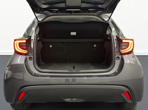 Vehicle image TOYOTA Yaris 1.5 VVT-i HSD Trend