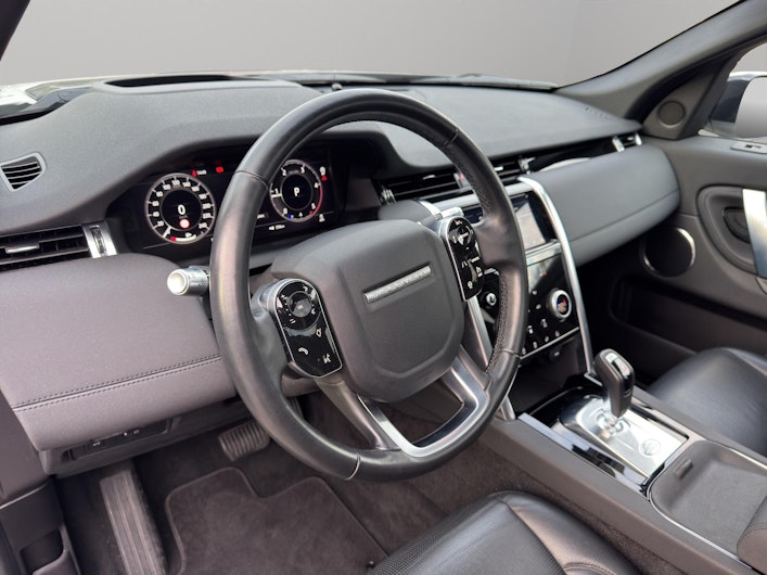 Vehicle image LAND ROVER DISCOVERY SPORT