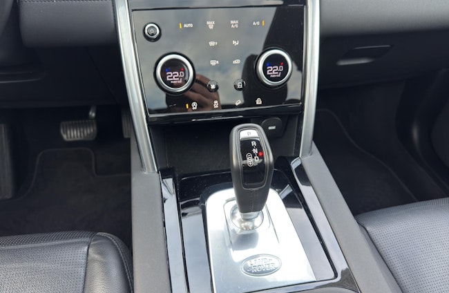 Vehicle image 6 Vehicle image 6