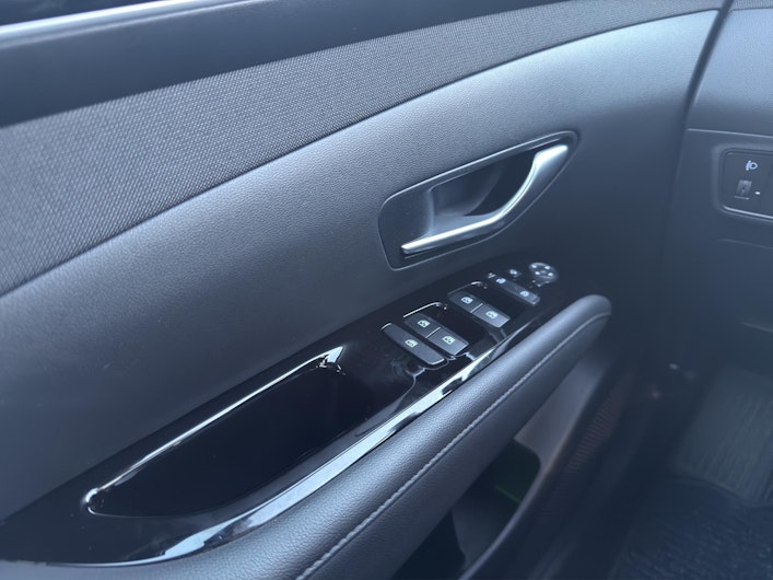 Vehicle image HYUNDAI TUCSON