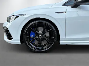 VW Golf VIII 2.0 TSI R DSG 4motion