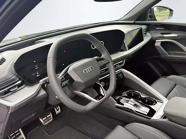Audi Q5 SUV TDI quattro 150 kW S t. 2000ccm 204PS/150kW 4 Zylinder TDI Diesel / mHEV
