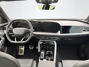 Audi Q5 SUV TDI quattro 150 kW S t. 2000ccm 204PS/150kW 4 Zylinder TDI Diesel / mHEV