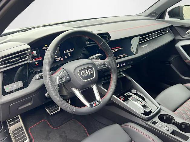 Audi S3 Sportback 2.0 TFSI quattro S-Tronic